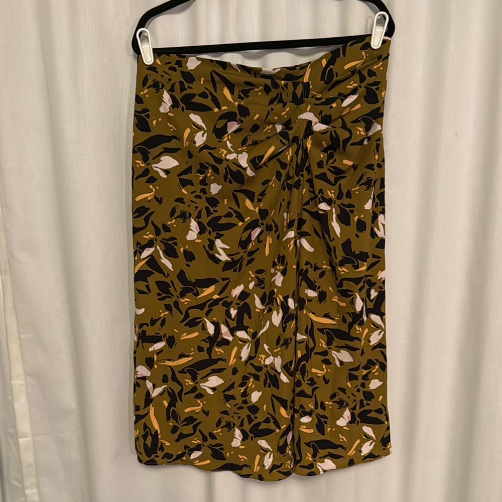 Nine West Skirt